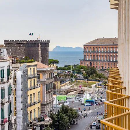 At Twenty-one - New Exclusive Panoramic Views! * Napoli